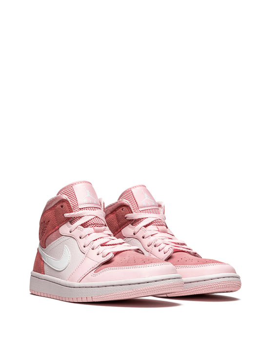 Air Jordan 1 Digital Pink