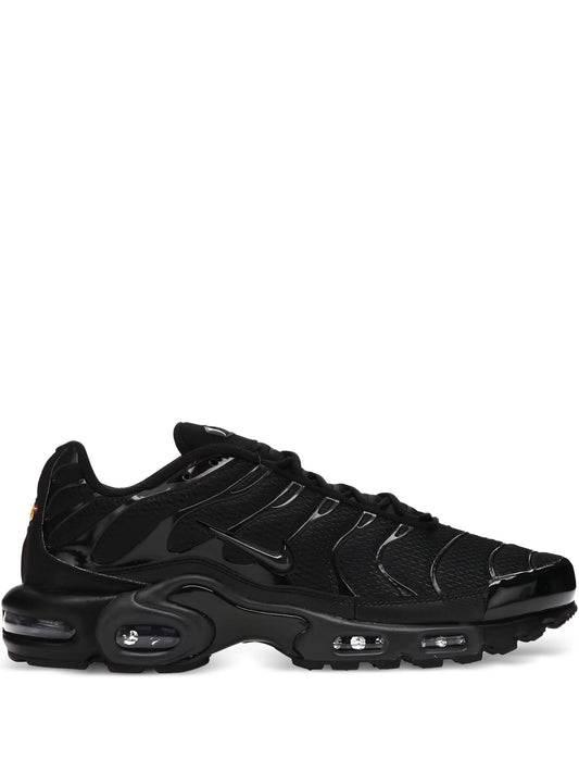 NIKE AIR MAX PLUS Black