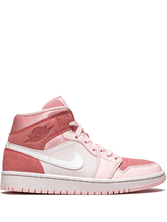 Air Jordan 1 Digital Pink
