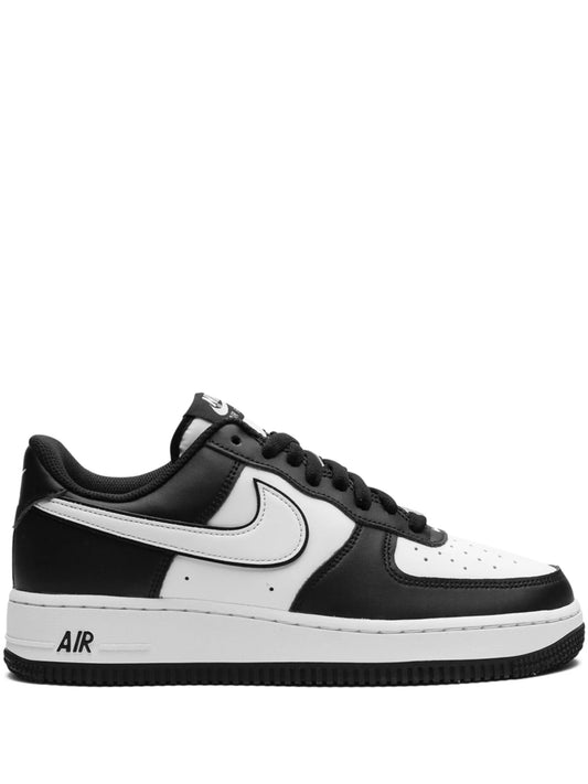 Air Force 1 Low “Panda” sneakers